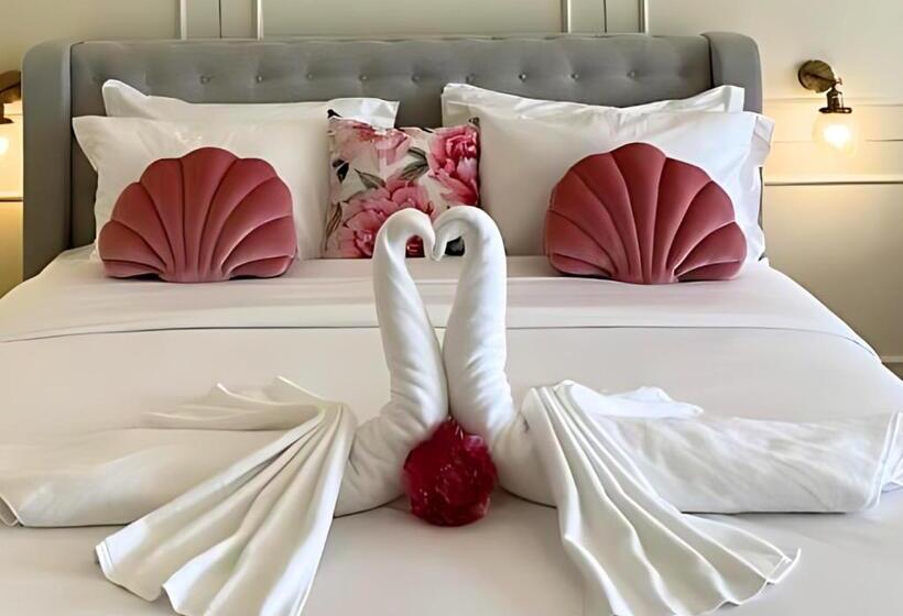 Люкс, Hawa House Phuket