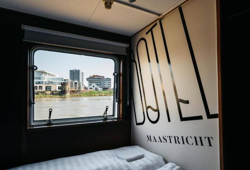 Quarto Estandar, Botel Maastricht