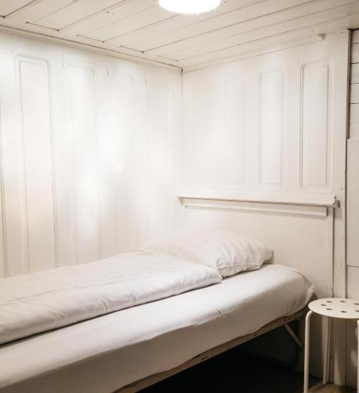 패밀리 룸 공용 욕실, Botel Maastricht