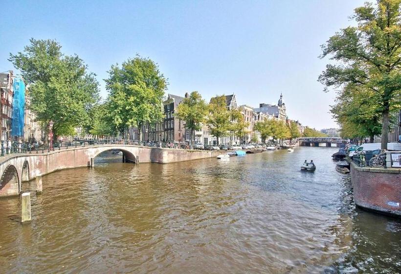 חדר דלוקס, B&b Blossom