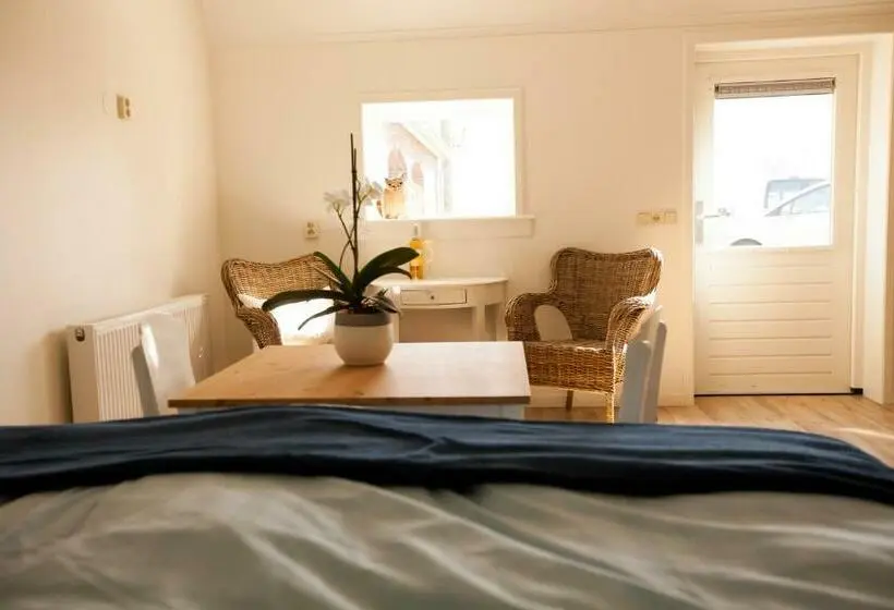 ガーデンビューデラックスルーム, Bed And Breakfast Geertruidahoeve