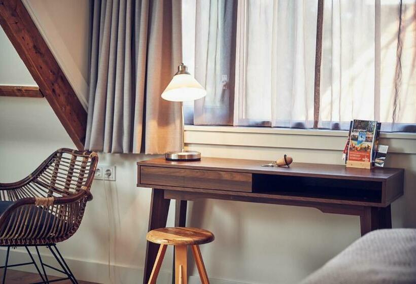 Номер Стандарт, Boutique Hotel Bellevue