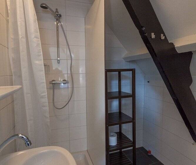 共用房间的床, Hostel Delft