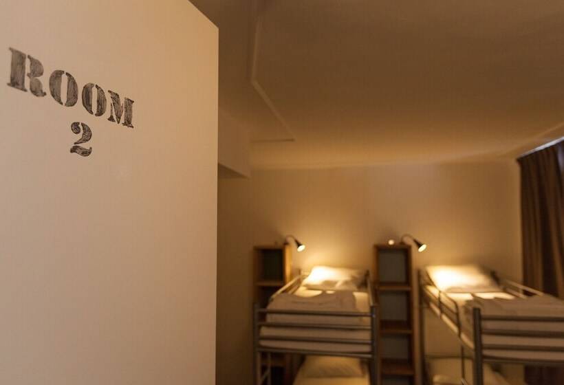 标准间, Hostel Delft