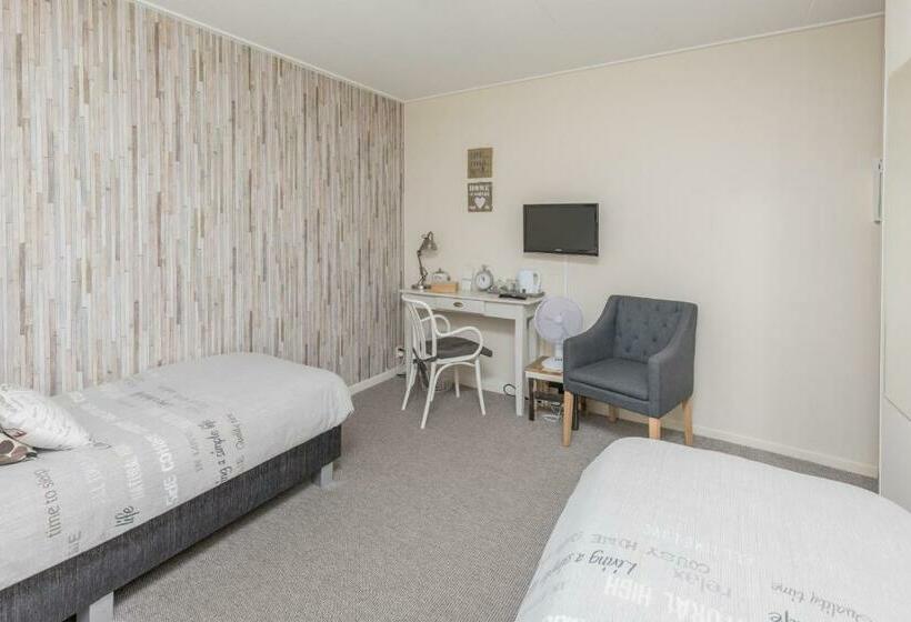 スタンダードルーム, Restaurant Van Der Weijde