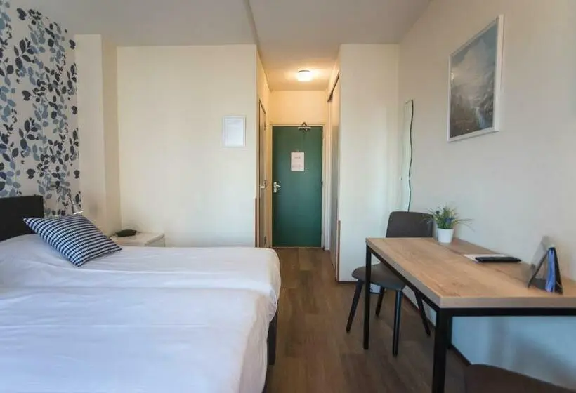 Standard Room, Faber