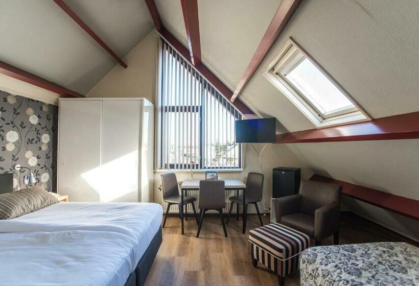 חדר סטנדרט לשלושה, Faber