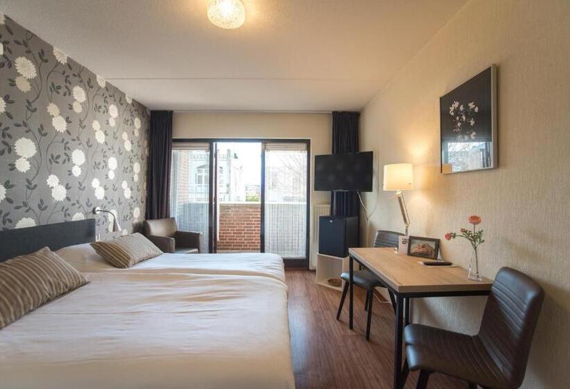 חדר סטנדרט עם מרפסת, Faber