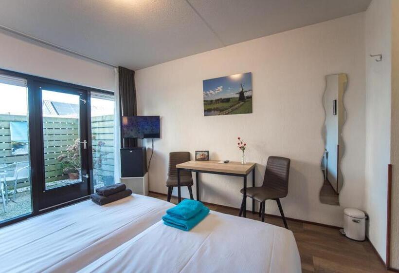 חדר סטנדרט עם טרסה, Faber