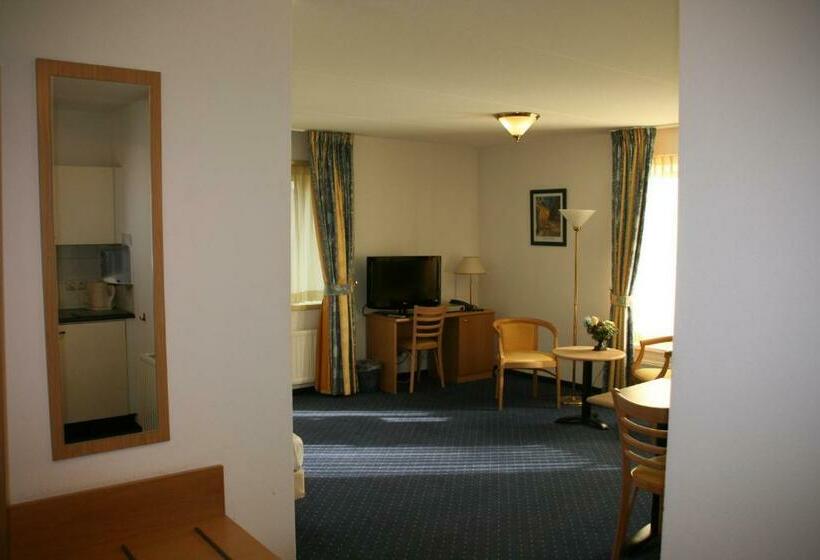 Familienzimmer, Hardenberg