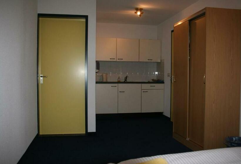 Standardeinzelzimmer, Hardenberg