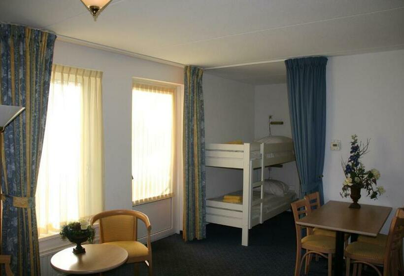 Familienzimmer, Hardenberg