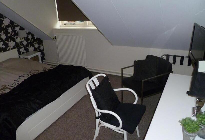 スタンダードルーム, Restaurant Van Der Weijde