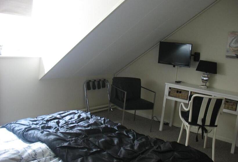 スタンダードルーム, Restaurant Van Der Weijde