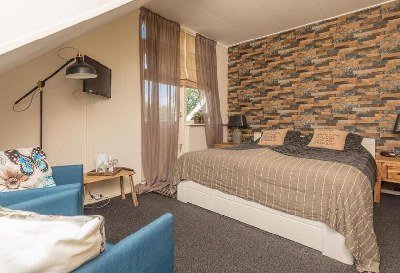 ガーデンビュースタンダードルーム, Restaurant Van Der Weijde