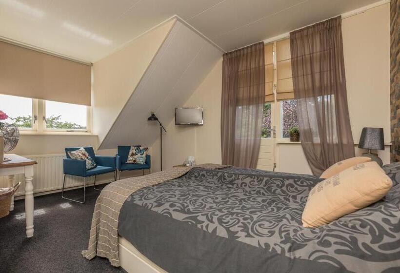 ガーデンビュースタンダードルーム, Restaurant Van Der Weijde