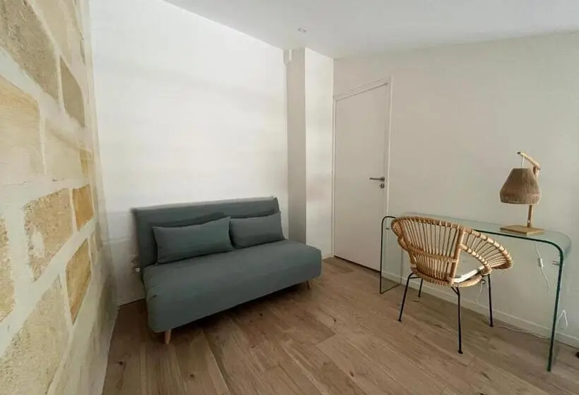 テラス付きスタンダードルーム, Guesthouse Les Maurins