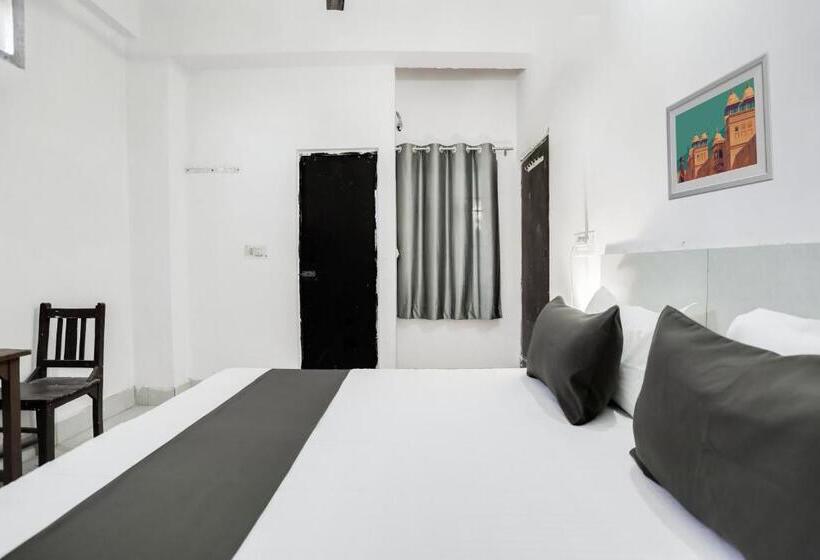 Трехместный Номер Классика, Oyo Flagship Hotel Silver Inn