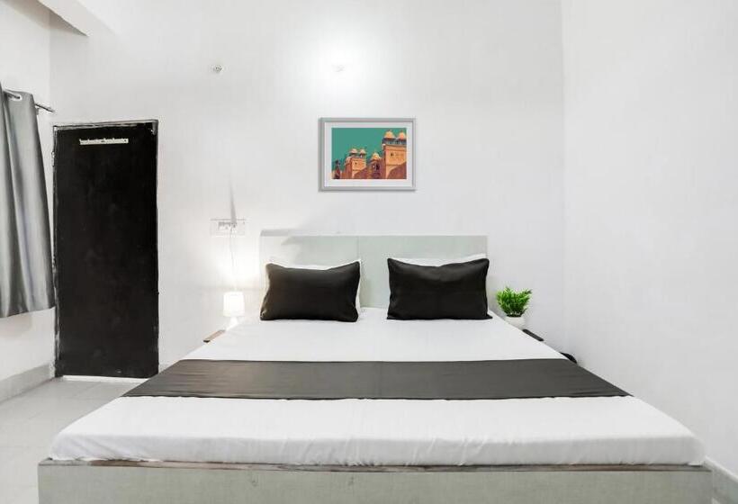 Трехместный Номер Классика, Oyo Flagship Hotel Silver Inn