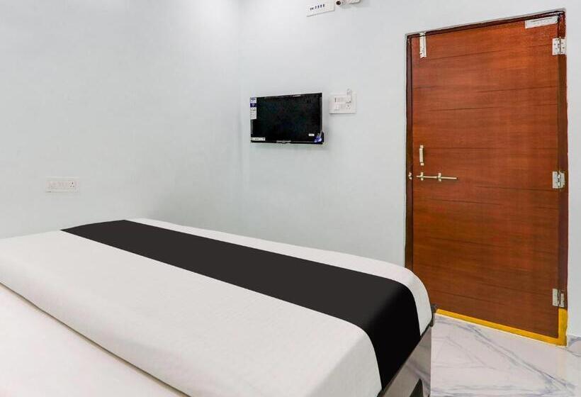 اتاق استاندارد, Oyo Hotel Eashan Inn