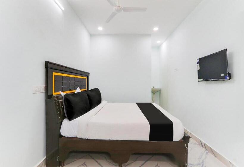 اتاق استاندارد, Oyo Hotel Eashan Inn