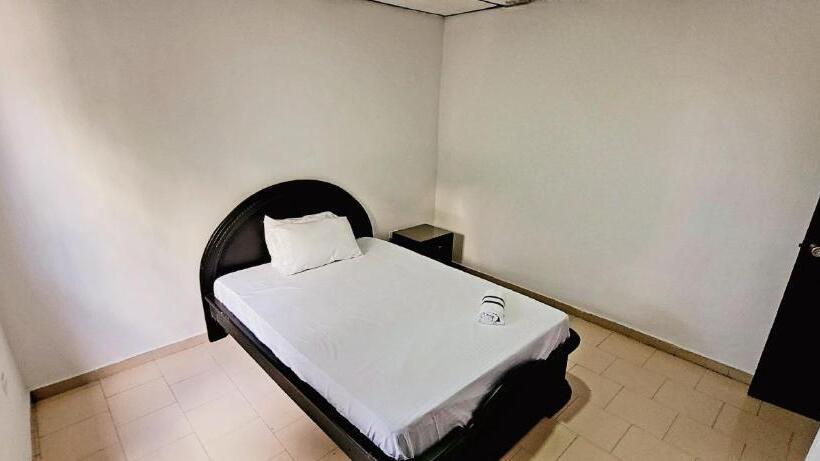 4인용 수피리어 룸, Apartahotel Hefziba