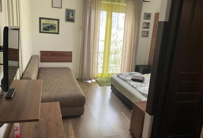 Номер Стандарт Трехместный, Silver Bike Motel