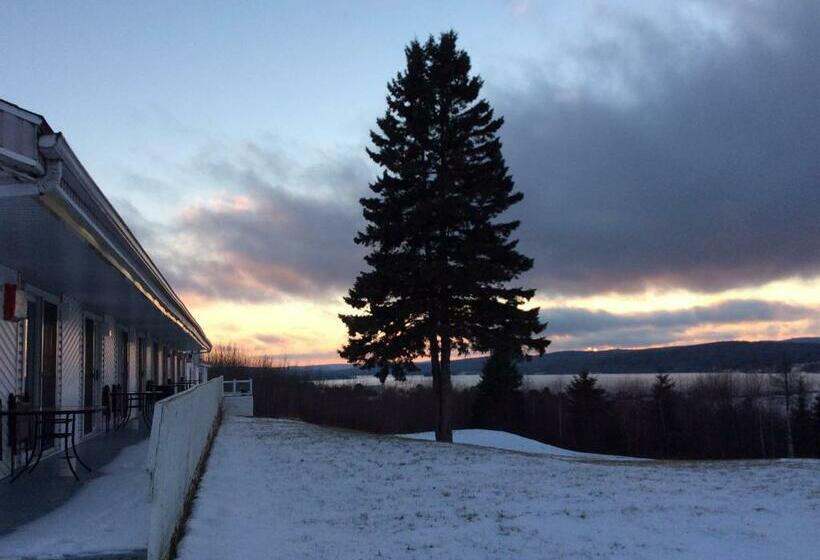 Четырехместный Номер Классик, Auberge Motel Panorama