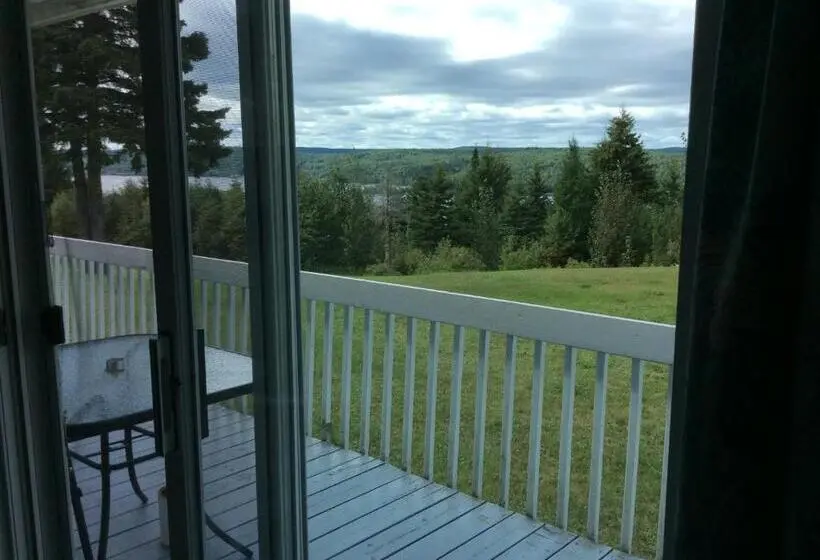 バルコニー付きスタンダードルーム, Auberge Motel Panorama