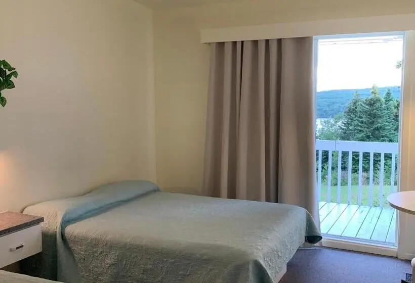 デラックスの4人部屋, Auberge Motel Panorama