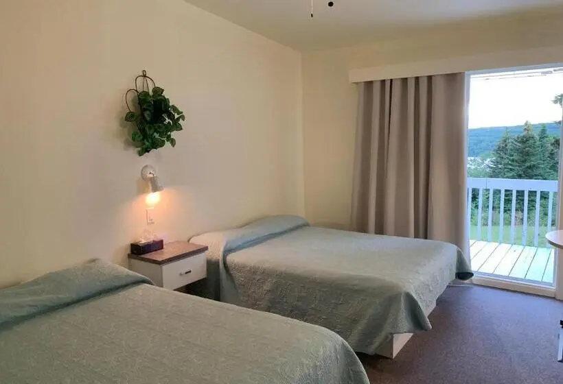 デラックスの4人部屋, Auberge Motel Panorama