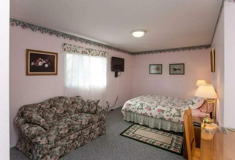 اتاق لوکس, Midnight Sun Inn