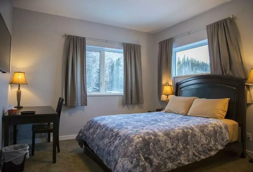 اتاق لوکس, Midnight Sun Inn