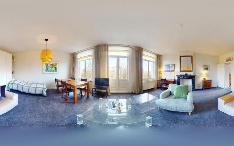 آپارتمان لوکس 1 خوابه, Vondelparkmuseum Inn