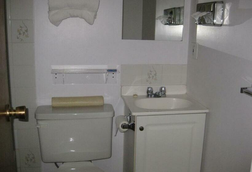 חדר סטנדרט שתי מיטות זוגיות, Departure Bay Motel