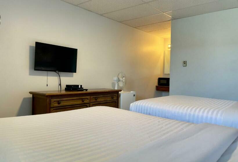חדר סטנדרט שתי מיטות זוגיות, Departure Bay Motel