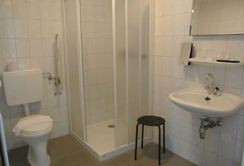 Номер Deluxe, De Linde