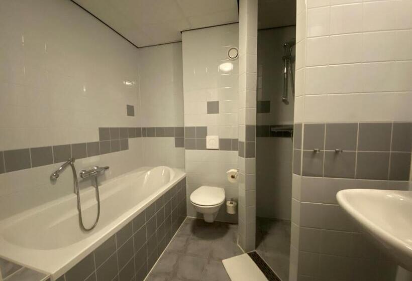 חדר סטנדרט, Doniastate