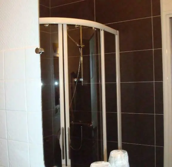 Standard-huone, Du Port