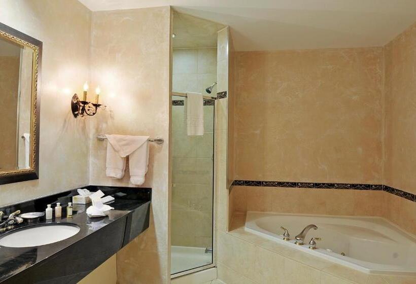 غرفة سوبيريور إطلالة على البحيرة, Eganridge Resort, Golf Club & Spa