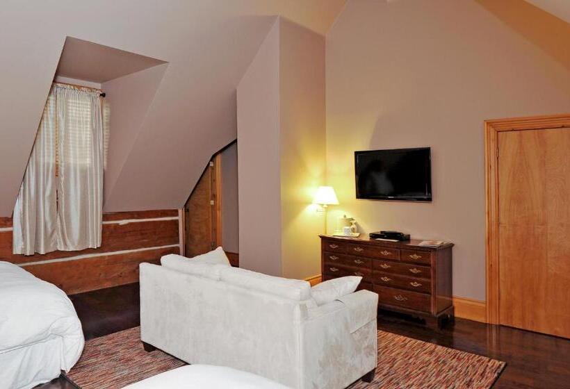 جناح ديلوكس, Eganridge Resort, Golf Club & Spa