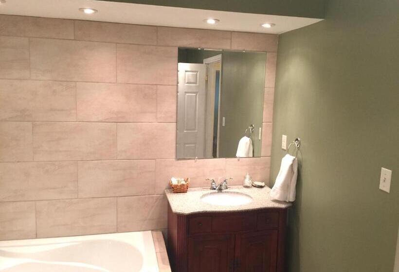 جناح سرير كينج, Grey Rose Suites