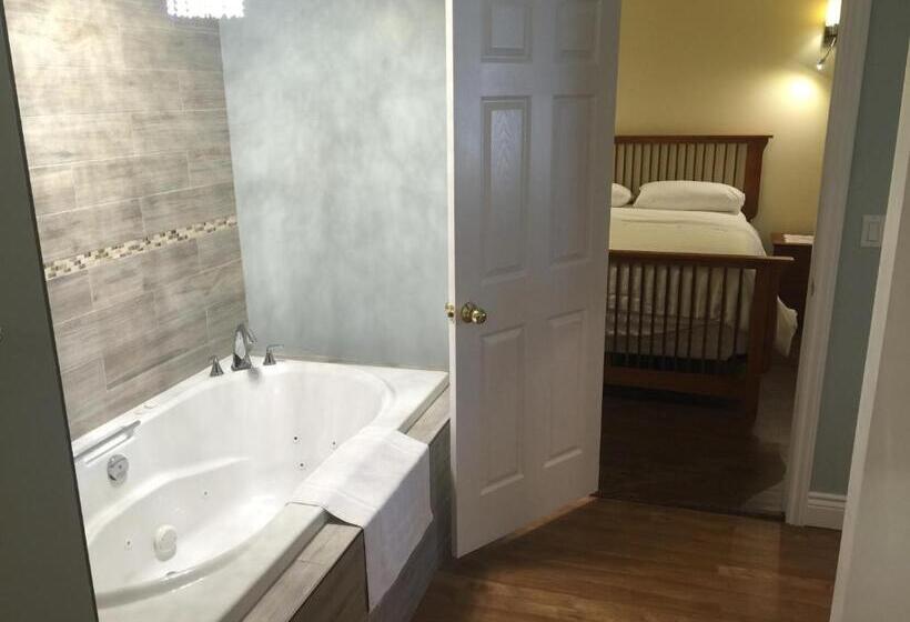 디럭스 스위트, Grey Rose Suites