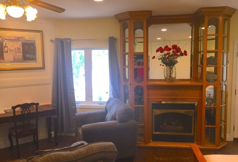 豪华套房, Grey Rose Suites