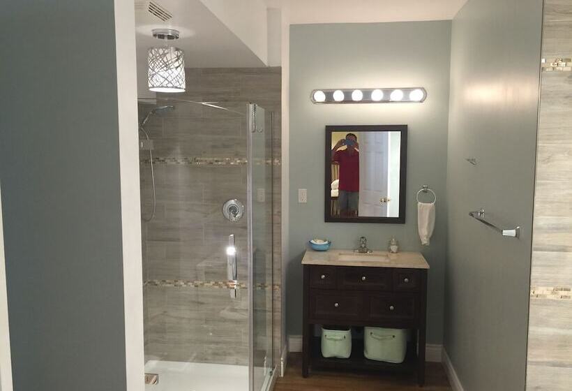 豪华套房, Grey Rose Suites