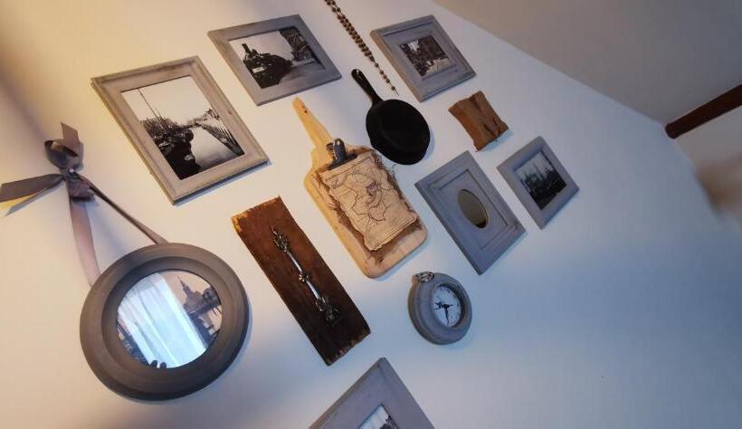 חדר סטנדרט לארבעה, Heere