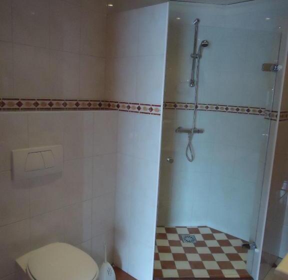 スタンダード4人部屋, Jachtlust