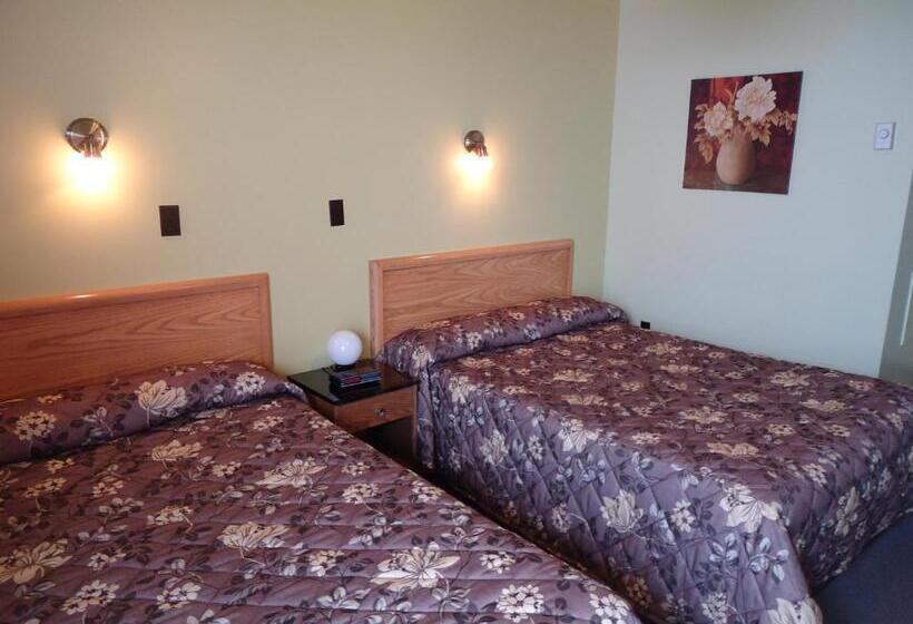 חדר סטנדרט לארבעה נוף לים, Hôtel Motel Le Pharillon