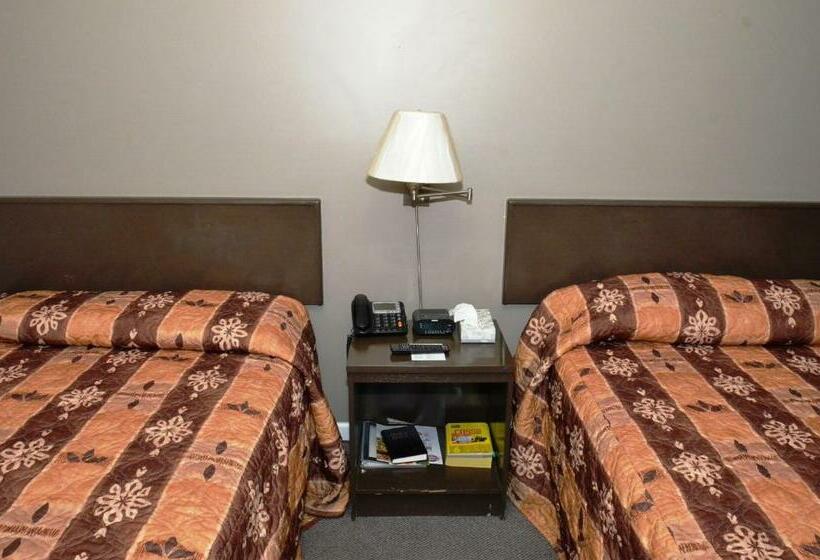 غرفه قياسيه سريرين مزدوجين, Blue Bell Inn