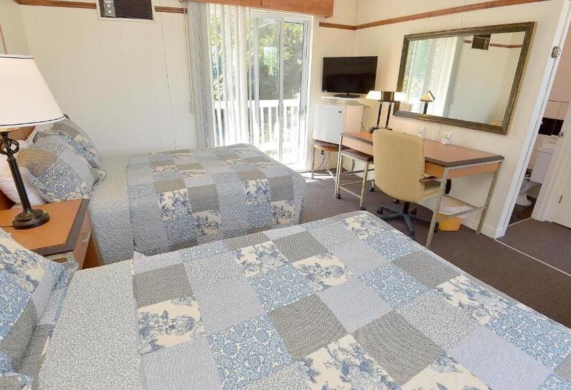 Номер Стандарт 2 Двуспальные Кровати, Motel Et Chalets Bo Fleuve Evangeline